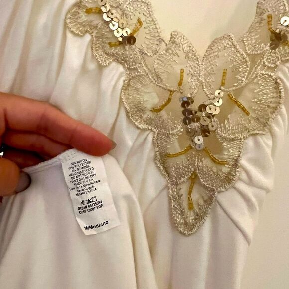 White dress with gold embellishments in medium - Picture 6 of 6